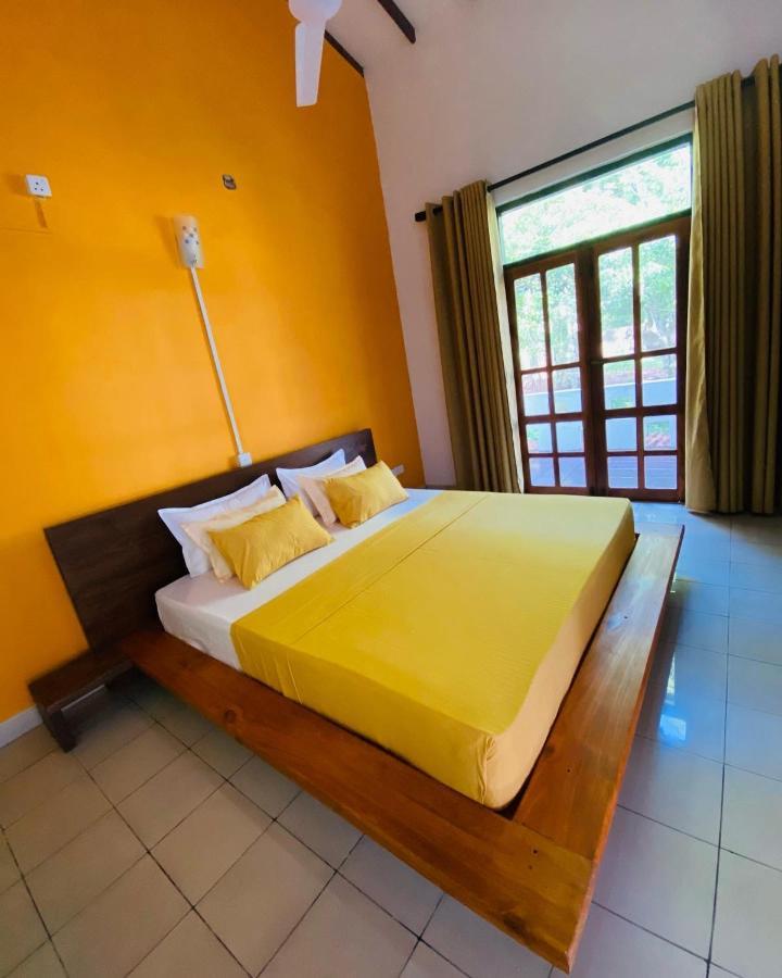 Surf N Spice - Hiriketiya Hotel Dikwella Luaran gambar
