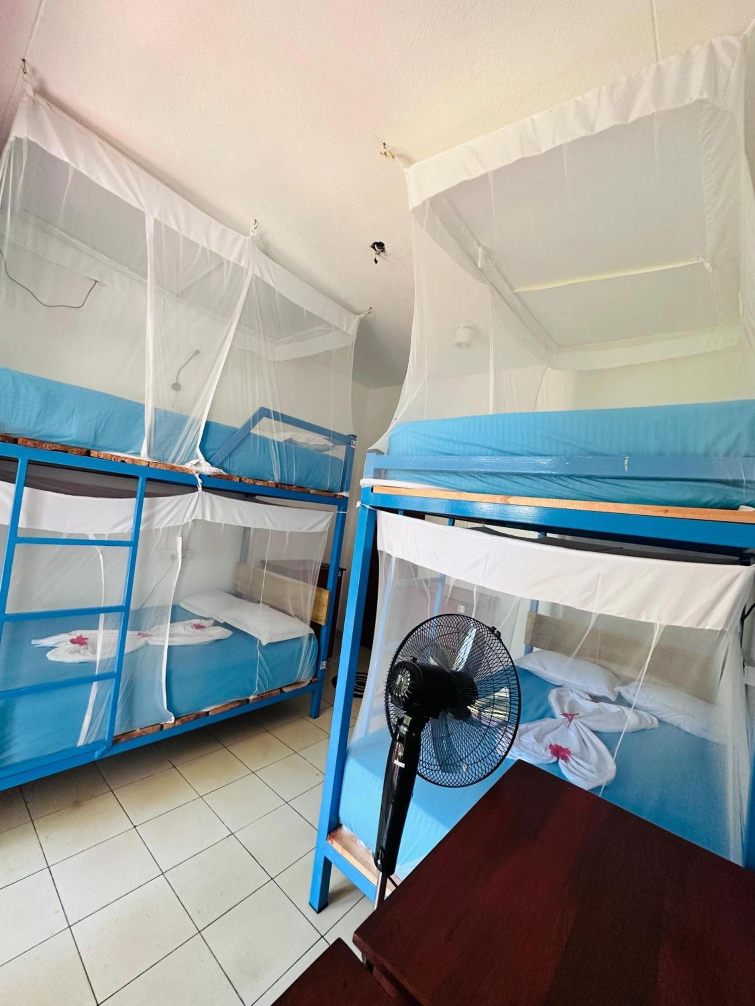Surf N Spice - Hiriketiya Hotel Dikwella Luaran gambar